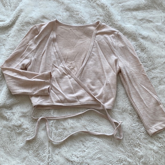 Cropped wrap midi sleeve top - Picture 1 of 3